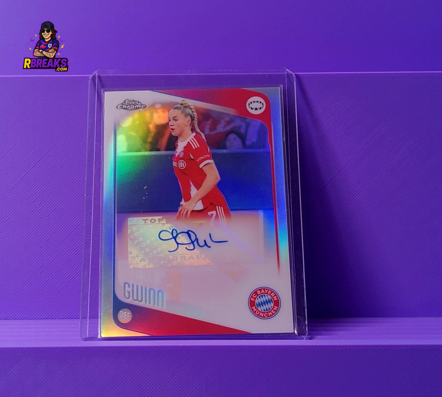Giulia Gwinn Topps Chrome UWCL 25-26 Auto card pulled live on an RBreaks break